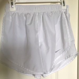 White nike shorts